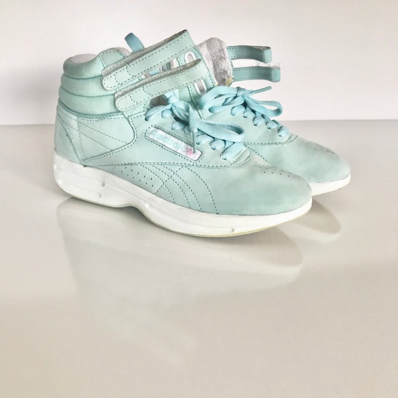 Reebok Shoes - Reebok Classic Blue High Tops Size 7